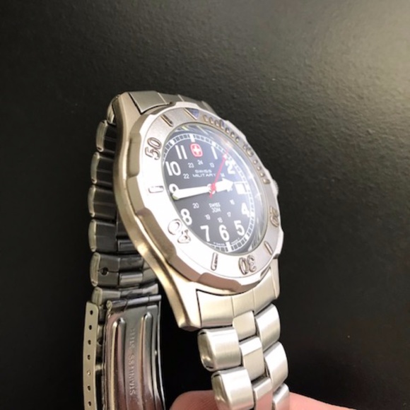 VTG Swiss Military Watch - Picture 5 of 8